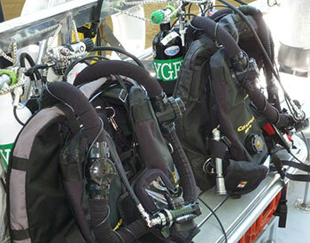 Poseidon Se7en rebreather diver